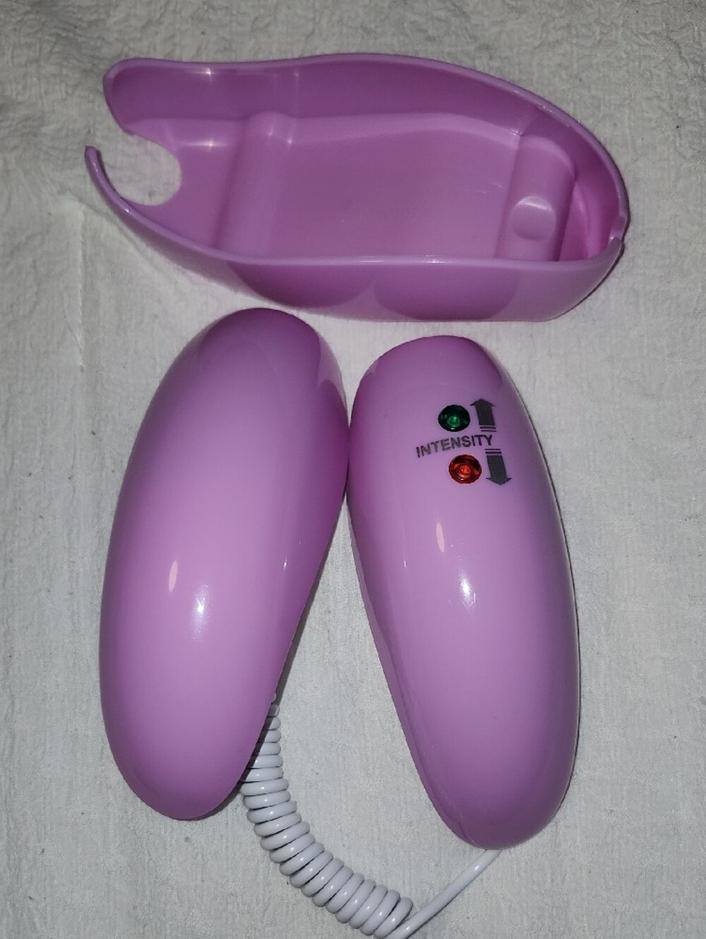 Serious Skincare The EGG Microcurrent+ Facial Toning System - Purple - Picture 9 of 9